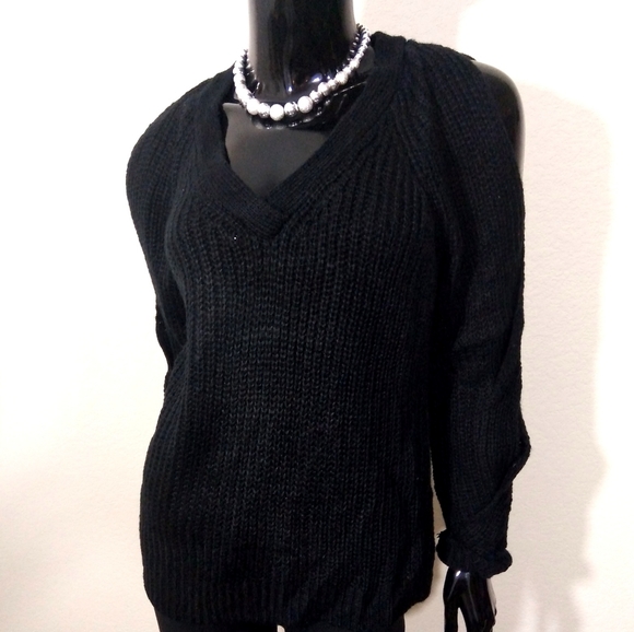 Crave Frame by Almost Famous Sweater WT5 - Picture 2 of 4